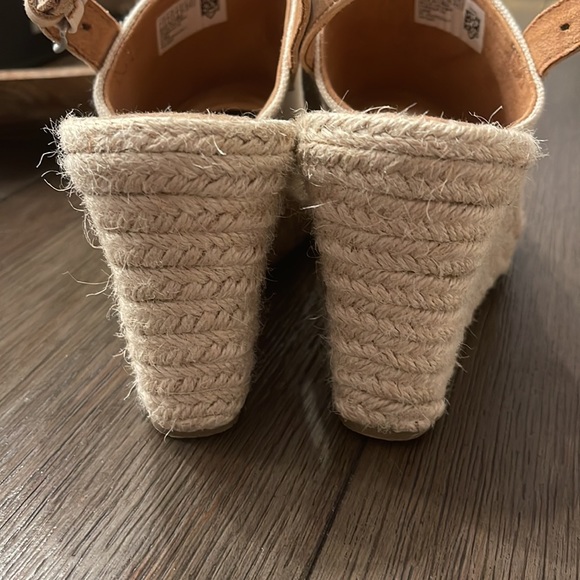 💗Toms Espadrille Wedges💗 - Picture 7 of 8